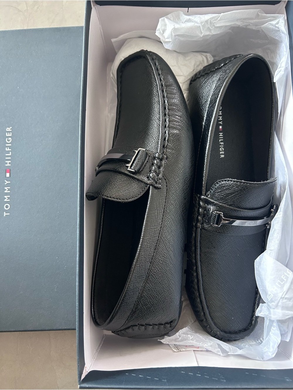 Tommy Hilfiger Black Pebbled Leather Bit Loafers
